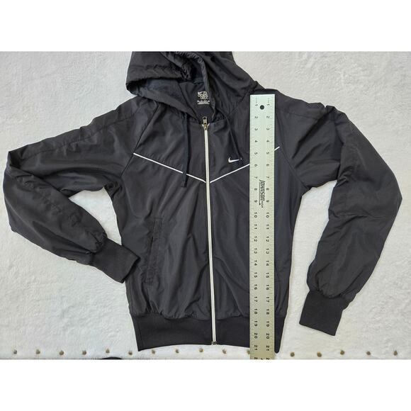 Nike The Athletic Dept Jacket Women Black Zip Size XS Cropped Thin Athletic - Picture 4 of 6